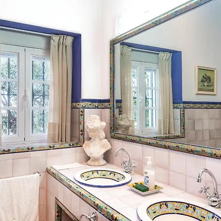 3 Bedroom Awesome In Holiday home El Garrobo